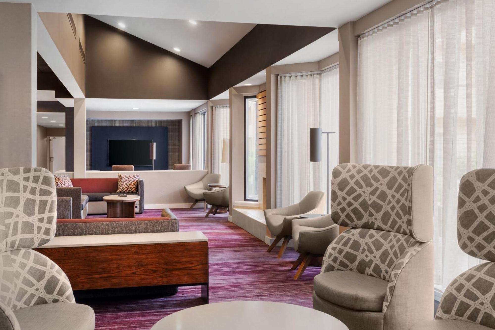 Courtyard By Marriott Mahwah Hotel Exterior photo