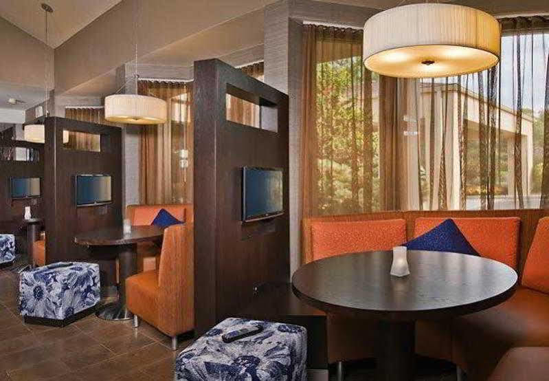 Courtyard By Marriott Mahwah Hotel Exterior photo